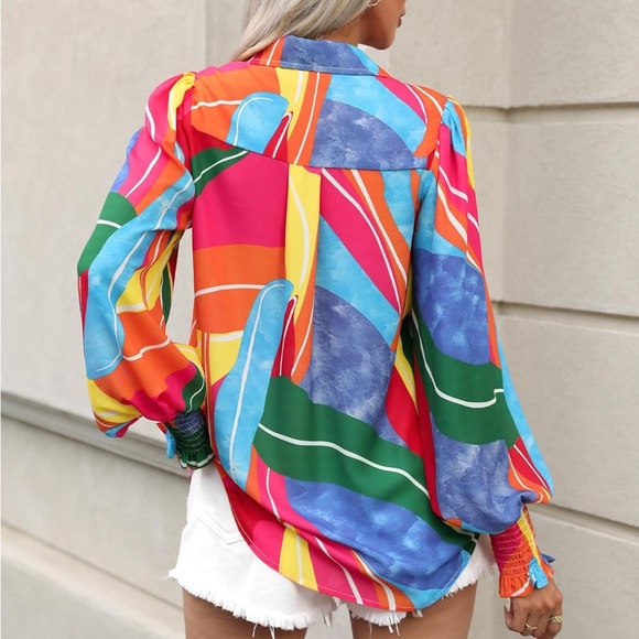 Abstract Color Waves Print Top NWT - Picture 4 of 4